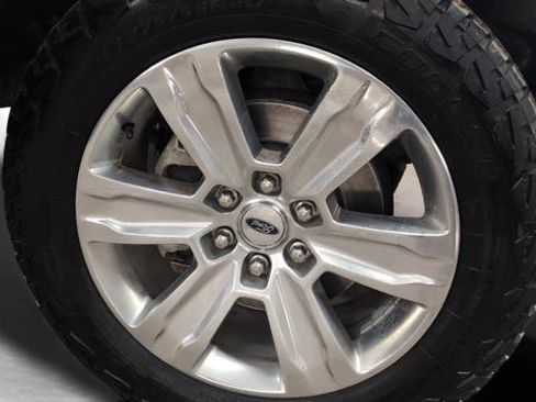 Used 2020 Ford F150 Platinum w/ Equipment Group 701A Luxury image 32