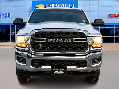 Used 2022 RAM 3500 Big Horn AWD/4WD image 2