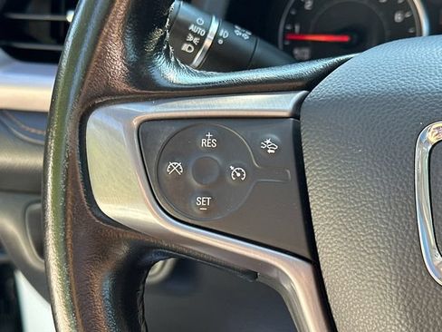 Certified 2022 GMC Acadia AT4 AWD/4WD image 31