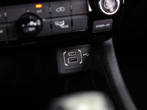 Used 2023 Jeep Compass Latitude AWD/4WD image 35