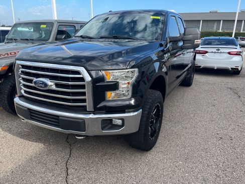 Used 2016 Ford F150 XLT w/ Equipment Group 302A Luxury AWD/4WD image 3