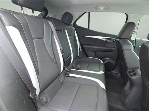 Used 2025 Buick Envision Sport Touring image 18