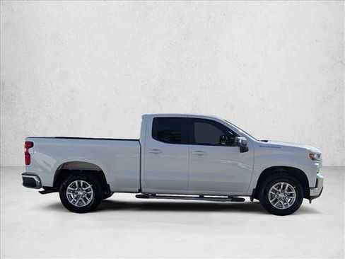 Used 2020 Chevrolet Silverado 1500 LT w/ LT Value Package image 4