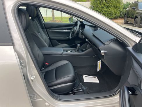 New 2026 MAZDA MAZDA3 2.5 S Sedan w/ Preferred Pkg FWD image 26