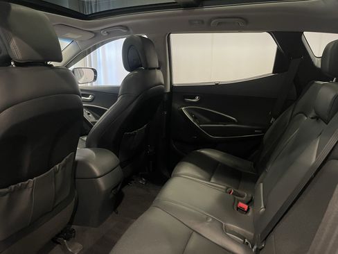 Used 2017 Hyundai Santa Fe Sport w/ 2.0T Ultimate Tech Package 05 AWD/4WD image 23