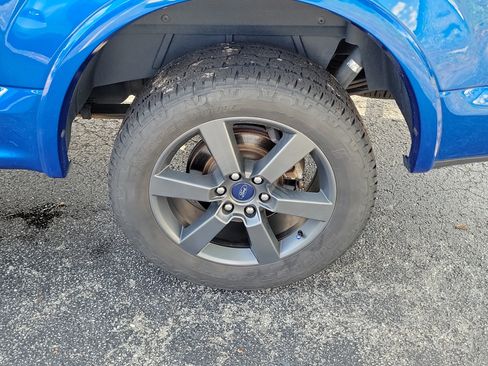 Used 2018 Ford F150 XLT w/ Equipment Group 302A Luxury AWD/4WD image 37