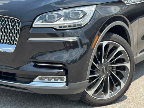 Used 2022 Lincoln Aviator Reserve w/ Equipment Group 201A RWD image 4