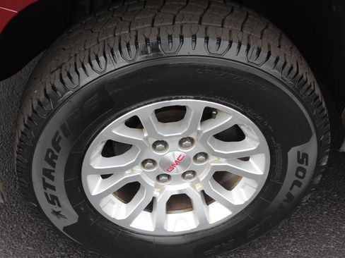 Used 2020 GMC Yukon SLE image 10