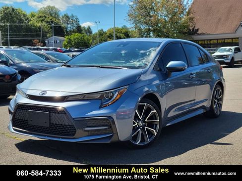 Used 2021 Toyota Corolla SE image 1