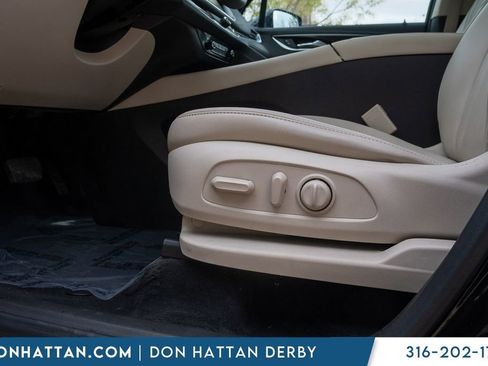 Used 2022 Buick Enclave Essence w/ Experience Buick Package AWD/4WD image 18