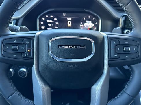 Used 2025 GMC Sierra 1500 Denali w/ Denali Reserve Package image 23