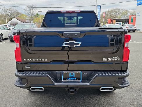 Used 2022 Chevrolet Silverado 1500 High Country w/ High Country Premium Package AWD/4WD image 5