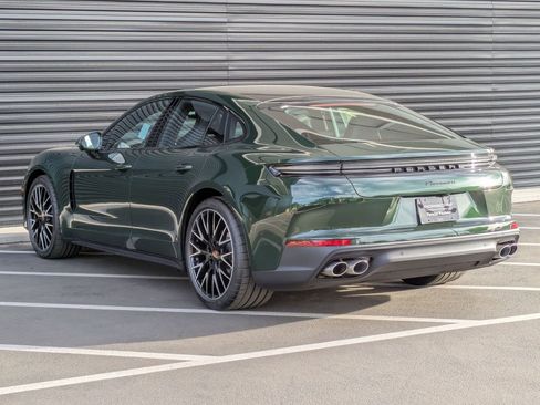 New 2026 Porsche Panamera image 3