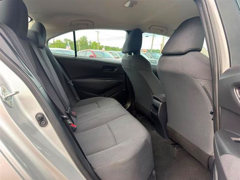 Used 2022 Toyota Corolla LE FWD image 23