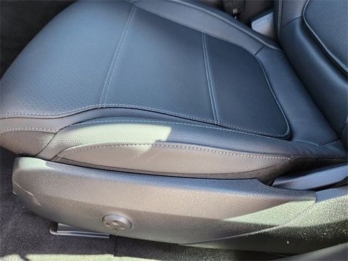 New 2025 Mercedes-Benz C 300 4MATIC Sedan image 9