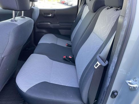 Used 2023 Toyota Tacoma TRD Sport image 23