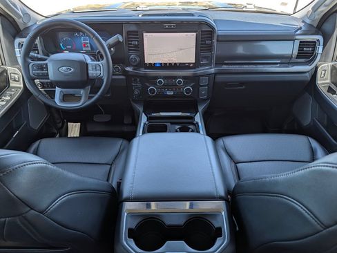 Certified 2025 Ford F250 Lariat w/ Lariat Ultimate Package AWD/4WD image 16