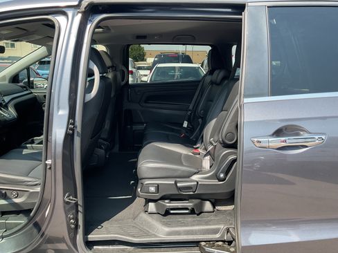 Used 2024 Honda Odyssey EX-L image 19