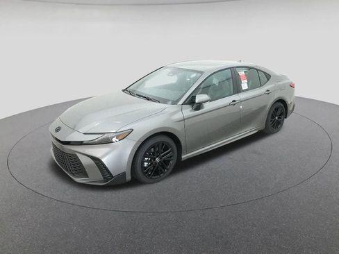 New 2026 Toyota Camry SE image 1