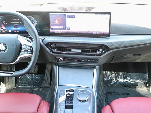 Used 2025 BMW 330i Sedan RWD image 13