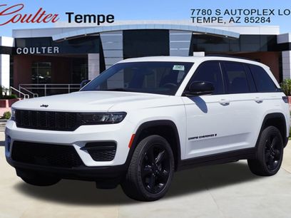 Used 2023 Jeep Grand Cherokee Altitude
