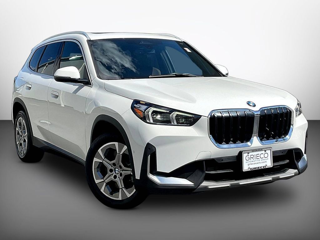 Used 2023 BMW X1 xDrive28i w/ Convenience Package AWD/4WD image 1
