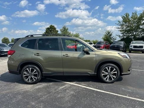 Used 2024 Subaru Forester Limited AWD/4WD image 8