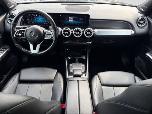 Used 2021 Mercedes-Benz GLB 250 4MATIC image 14