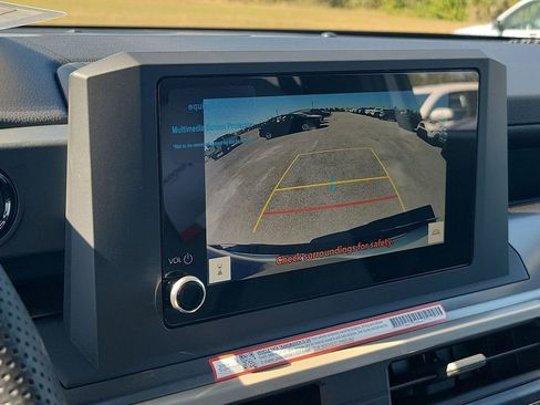 New 2025 Toyota Tacoma SR5 image 30