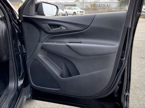 Used 2024 Chevrolet Equinox LT image 23