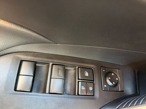 Used 2021 Toyota RAV4 XLE w/ Convenience Package AWD/4WD image 50