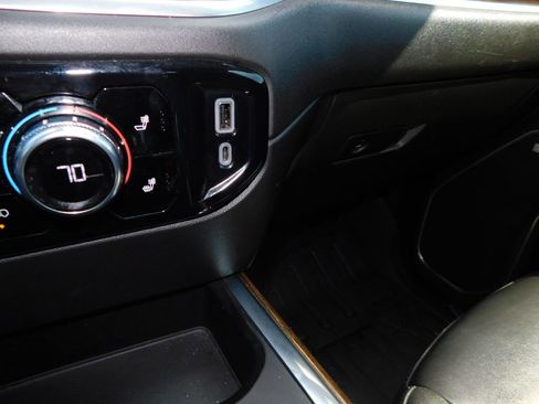 Used 2022 GMC Sierra 1500 Elevation w/ Elevation Premium Package AWD/4WD image 40
