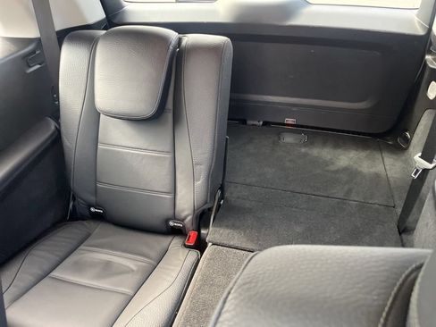 Used 2022 Mercedes-Benz GLS 450 4MATIC image 19