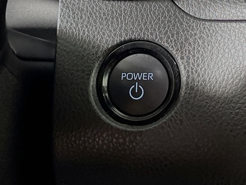 Used 2025 Toyota Camry LE image 23