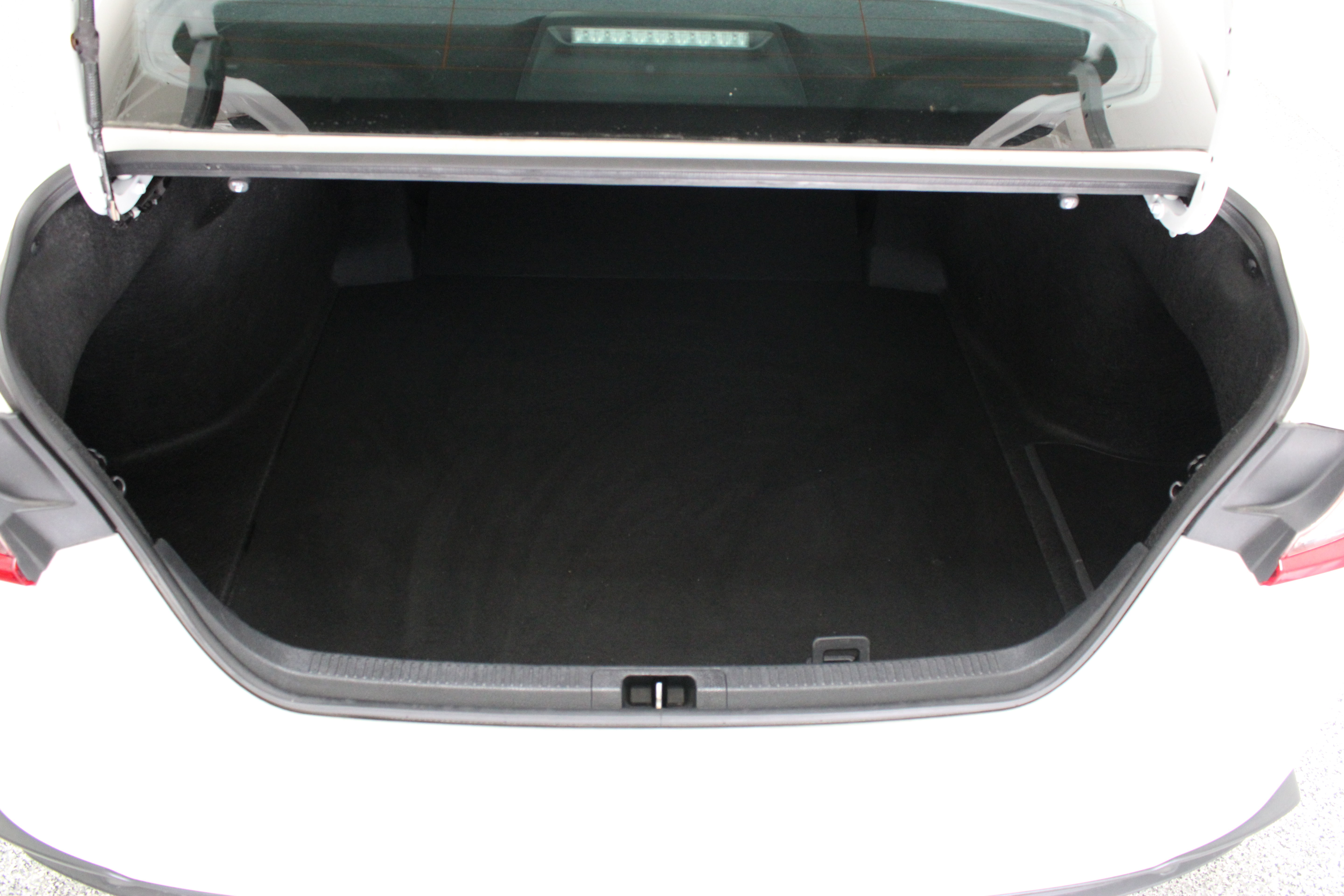Used 2025 Toyota Camry SE FWD image 31