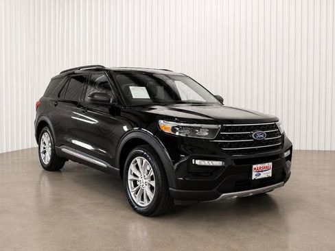 Used 2023 Ford Explorer XLT w/ Equipment Group 202A RWD image 1