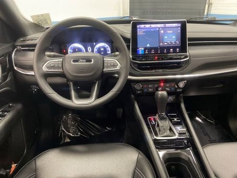 Certified 2024 Jeep Compass Limited w/ High Altitude Package image 5