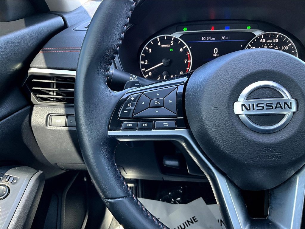 Used 2020 Nissan Altima 2.5 SR FWD image 12