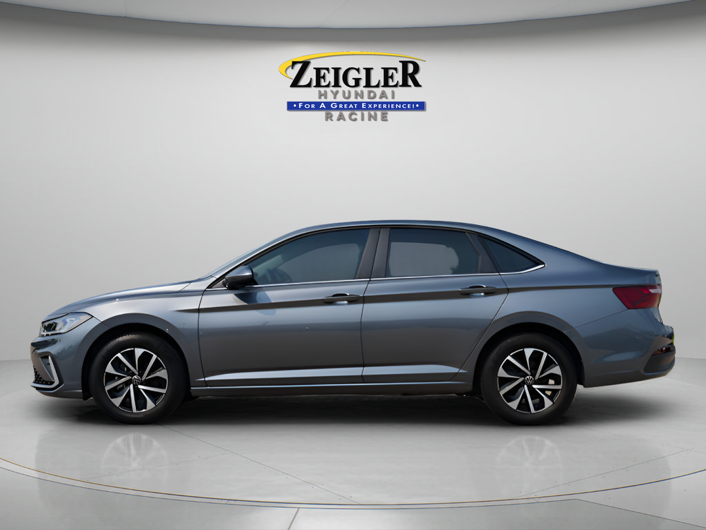 Used 2025 Volkswagen Jetta S FWD image 4
