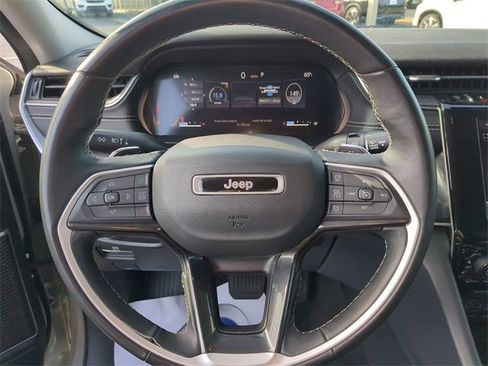 Used 2022 Jeep Grand Cherokee L Laredo w/ Luxury Tech Group I image 32