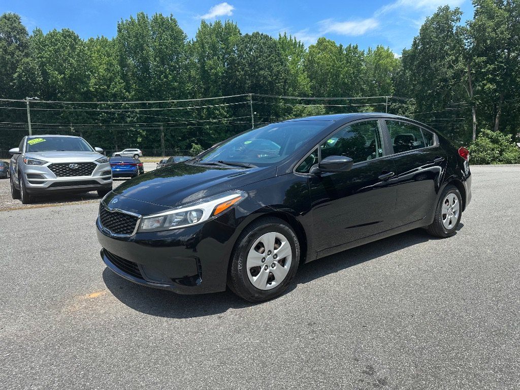 Used 2018 Kia Forte LX w/ LX Popular Package FWD image 2