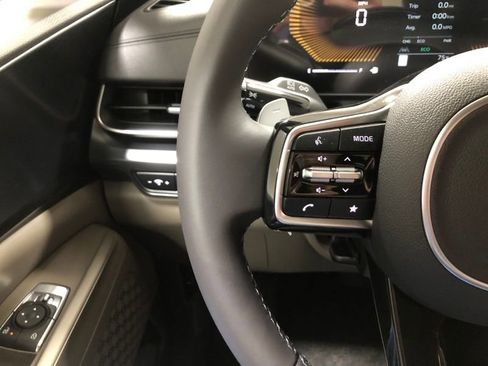 New 2026 Kia Carnival LXS image 23