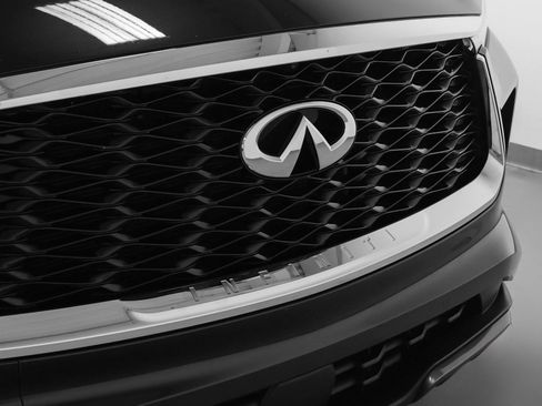 Used 2022 INFINITI QX60 Luxe w/ Cargo Package FWD image 16