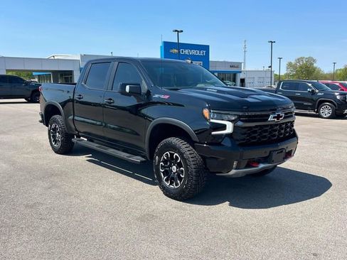 New 2025 Chevrolet Silverado 1500 ZR2 w/ Technology Package AWD/4WD image 2