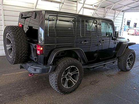 Used 2016 Jeep Wrangler Unlimited Rubicon AWD/4WD image 7