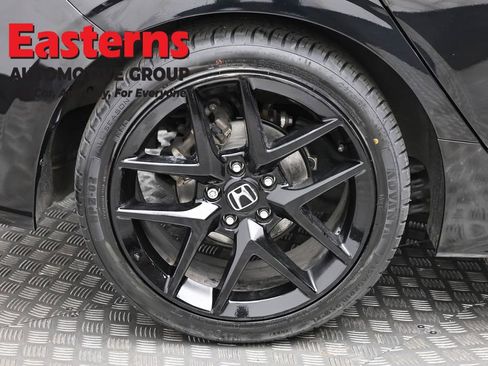 Used 2022 Honda Civic Sport image 29