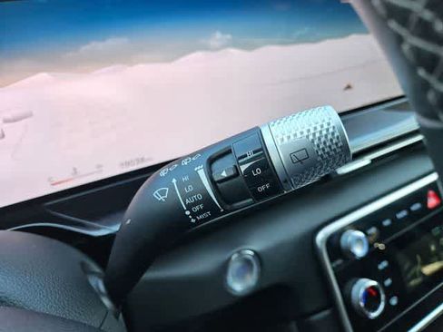 Used 2025 Genesis GV80 2.5T Standard image 25