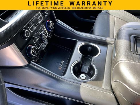 Used 2022 Chevrolet Tahoe Premier AWD/4WD image 15