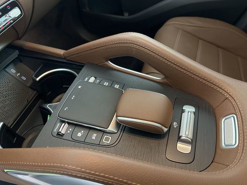 Certified 2025 Mercedes-Benz GLS 450 GLS 450 image 12