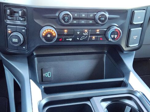 Used 2024 Ford F250 XLT w/ Black Appearance Package AWD/4WD image 27
